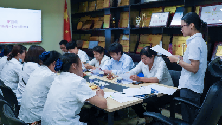 百尺桿頭再躍進——保潔管理組培訓(xùn)現(xiàn)場直擊