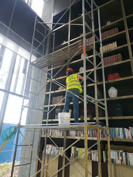  武漢江城清洗為黃岡鐵投?書香林語項(xiàng)目提供開荒保潔服務(wù) 