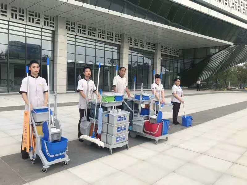 【武漢江城清洗】與軍運(yùn)同行，為軍運(yùn)助力！