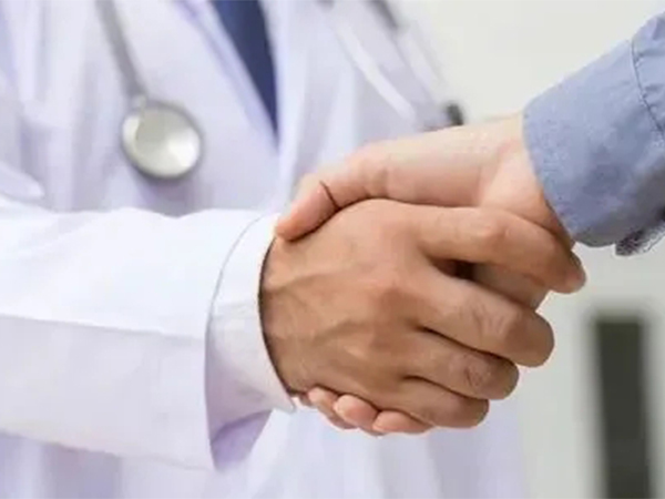 身邊的同行醫(yī)生都悄悄地成網(wǎng)紅了？別急，其實(shí)你也可以！